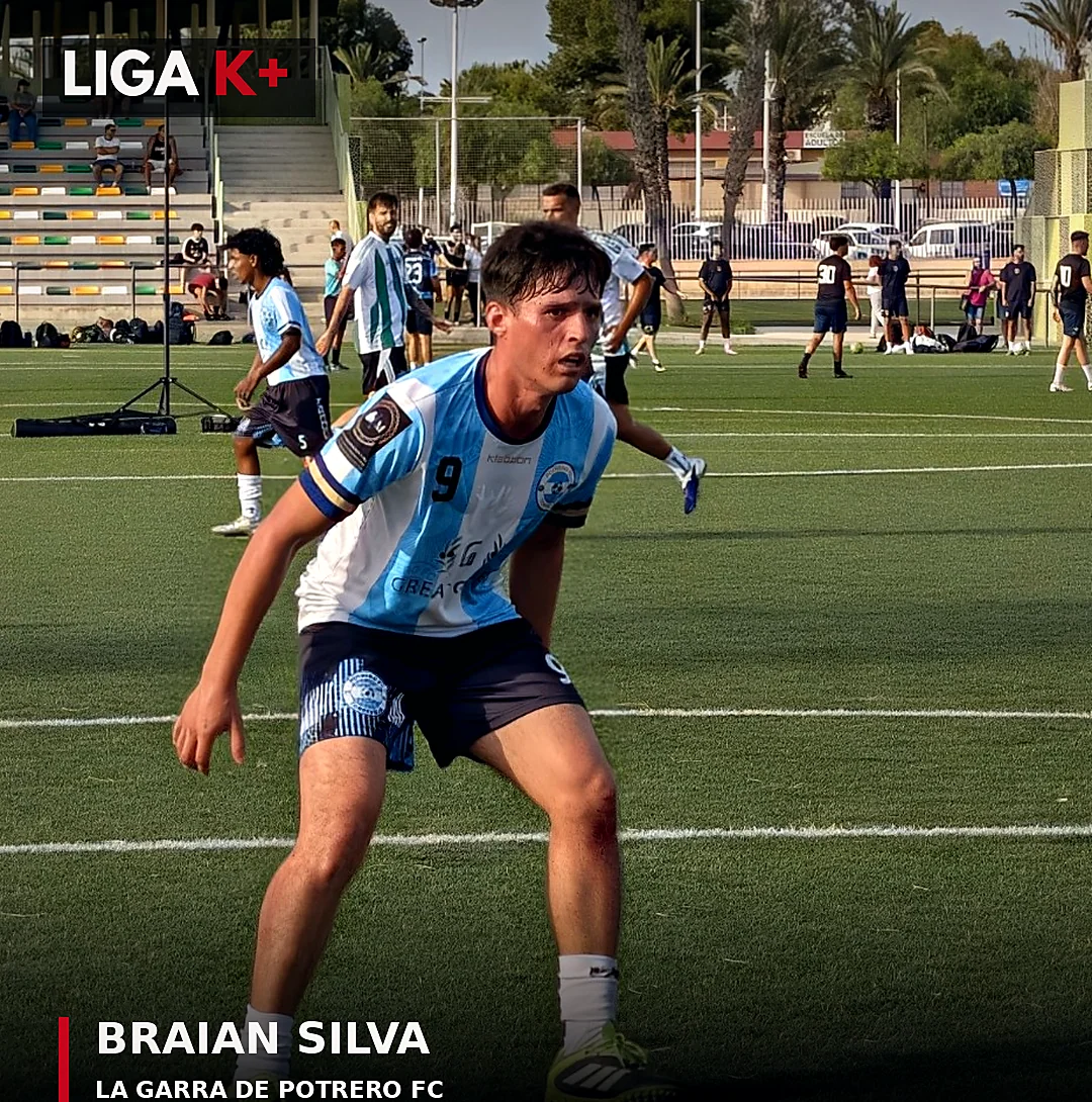Braian Silva durante un partido de Potrero FC, fotografía real de Liga K+
